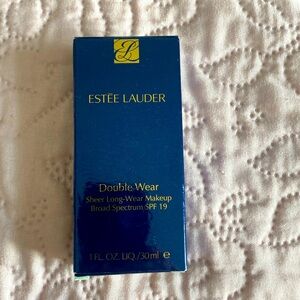 COPY - Estee Lauder skin tint
